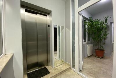 Apartament -220mp + terasa 200mp sector 4 Pasaj Marasesti an bloc 2000 - 3