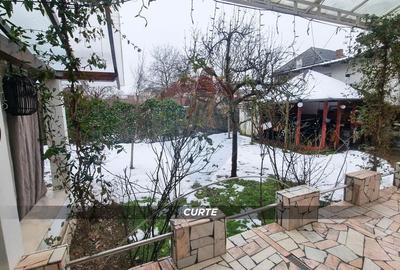 Casă cu 10 camere cu Teren 750 Mp în Central - 11