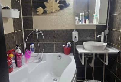 Casă cu 5 camere cu Teren 250 Mp în Măgurele - 2