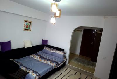 Garsonieră decomandată, mobilată în Găvana 3 - 4