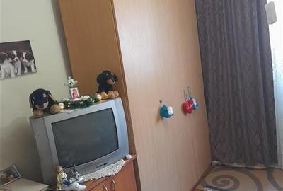 Garsoniera Etaj 2 zona Buziasului - 8