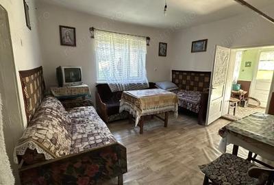 Casă cu 3 camere în Mânău - 1
