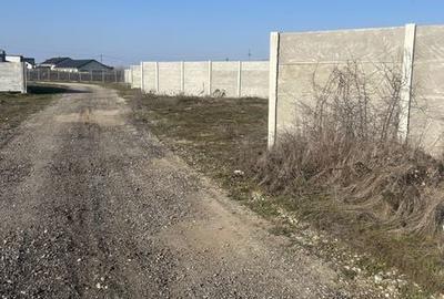 Teren de 500 mp, în Central - 1