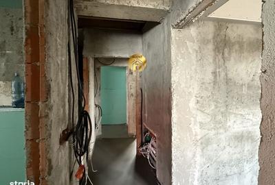 Casă cu 4 camere în Central - 1
