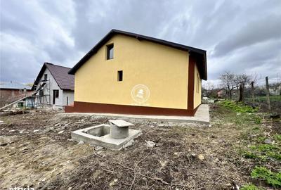 Casă cu 3 camere în Central - 9