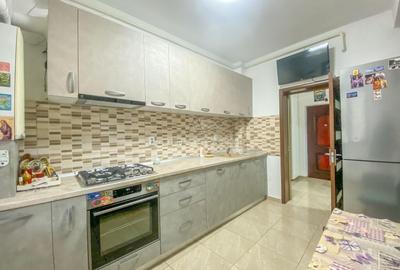 Apartament cu 3 camere decomandat, mobilat în Roșu - 4