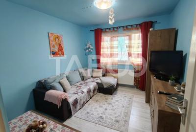 Apartament cu 3 camere decomandat, mobilat în Vasile Aaron - 3