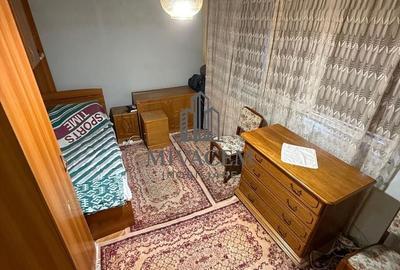 Apartament cu 3 camere semidecomandat în Calea București - 1
