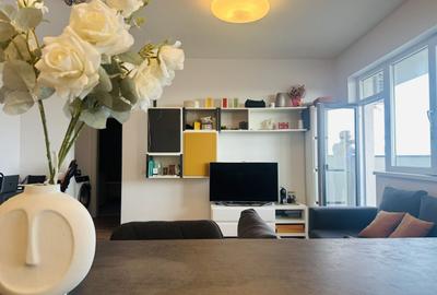 Penthouse cu 3 camere semidecomandat, mobilat în Girocului - 2