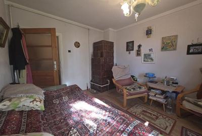 Casa vacanta zona colinara la 5 minute de municipiul Targoviste - 23