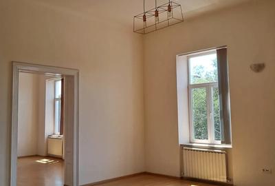 Vand apartament in casa - 10