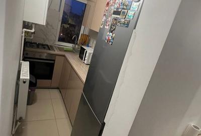 Apartament cu 3 camere semidecomandat în Craiovița Nouă - 3
