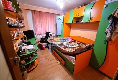 Apartament 4 camere bloc 1983 Titan - Fizicienilor