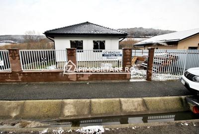 Casa 3 camere, 85mp, 430mp teren, garg,pavaj,0% comision - 1