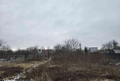 Teren de 2286 mp, în Republicii