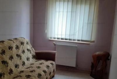 Apartament cu 3 camere decomandat în Călărași - 3