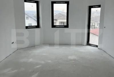 Casă cu 7 camere cu Teren 984 Mp în Central - 4