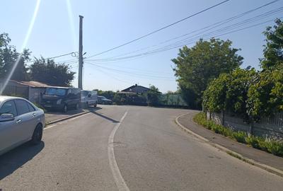Propun spre vinzare teren cu casa, Sat Cornetu, Str. Flacăra – Zonă Dezvoltată,