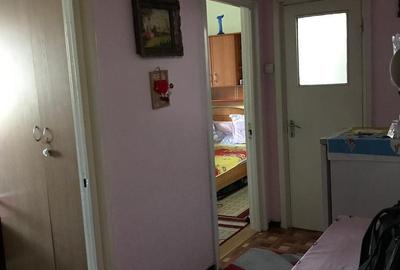 Apartament cu 3 camere decomandat, mobilat în Central - 18