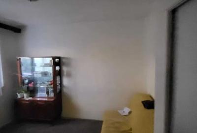 Apartament cu 3 camere in Micro 18 Apartament cu 3 camere in Micro 18 - 2