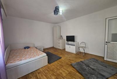 Oferta inchiriere garsoniera ultracentral, 250 euro - 2