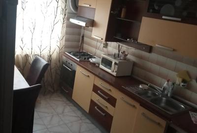 De inchiriat ap 2 camere - 2