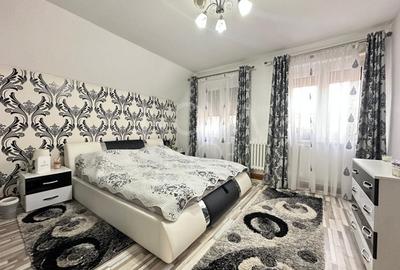 Casă individuală cu 6 camere cu Canalizare în Piața Cluj - 9