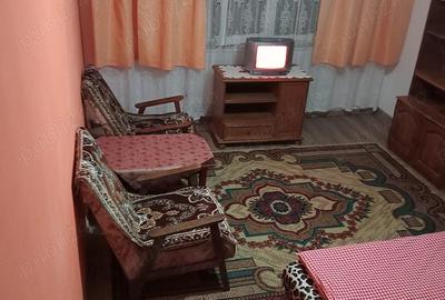 Vand apartament 3 camere et 4 - 6