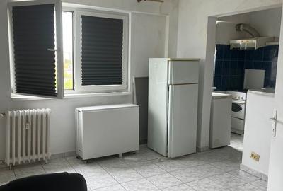 Garsonieră decomandată în Brâncoveanu - 4