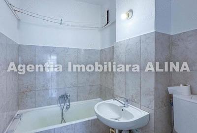 Apartament cu 3 camere decomandat în Minerul - 20