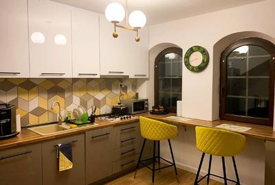 Casă individuală cu 7 camere cu Teren 250 Mp în Central - 7