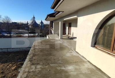 Casă cu 6 camere cu Teren 2000 Mp în Rădăuți - 3