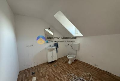 Casa spatioasa + teren de vanzare - Girov, jud. Neamt Casa spatioasa + teren de vanzare - Girov, jud. Neamt - 11