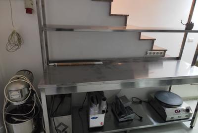 URGENT!, BLOC NOU, 2 INTRARI, SPATIU PRETABIL HORECA, NEGOCIABIL - 13