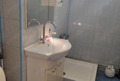 Spațiu comercial, de 16 mp, în Central - 3
