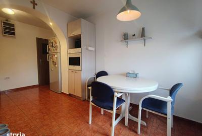 Apartament cu 3 camere, mobilat în 1 Mai - 4