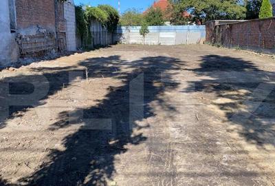 Teren intravilan la bulevard, cu utilitati, urbanism de bloc - 1