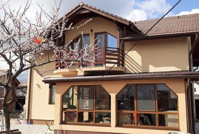 Casă cu 5 camere cu Teren 800 Mp în Centrul Civic - 10