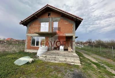 Casă individuală cu 5 camere cu Canalizare în Săcălaz - 1