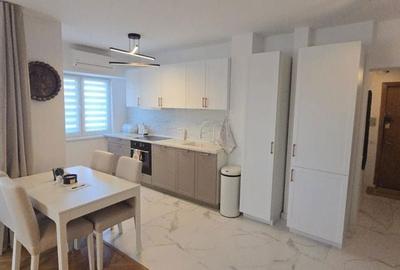 Apartament cu 3 camere decomandat în Tomis Mall - 8