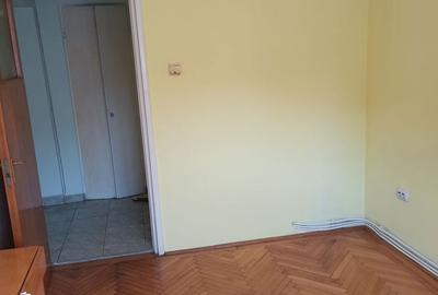 Apartament cu 4 camere decomandat în Dacia - 10