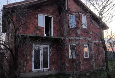 Casă cu Teren 1100 Mp în Dudeștii Vechi - 3