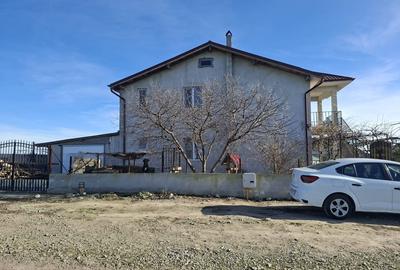 Casă individuală cu 6 camere cu Canalizare în Castelu - 6