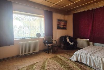 Casă cu Teren 267 Mp în Central - 10