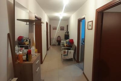 Casa de 132 mp din caramida pe un teren de 560 mp in Cumpana zona centrala - 4