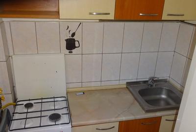 Vand garsoniera zona sud, et. 2 - 5