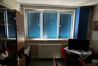 Apartament cu 3 camere de vanzare in zona Drumul Taberei - Chilia Veche - 11