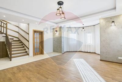 De vanzare | Vila cu 3 camere de vanzare in zona Piatra Arsa, Busteni - 10