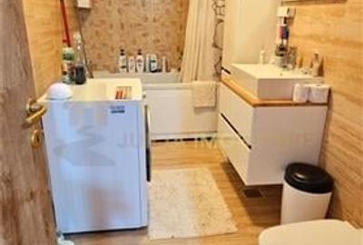 APARTAMENT 3 CAMERE 57 MP BALCON 11MP STRADA FLORILOR COMPLEX LUXOR - 11