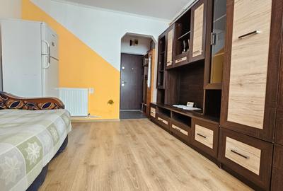 Garsoniera zona Judetean ,etajul 2,mobilata,57900 Euro - 1